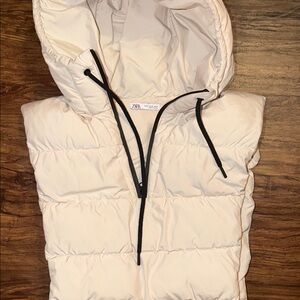 Zara Cream Puffer Vest with Hood